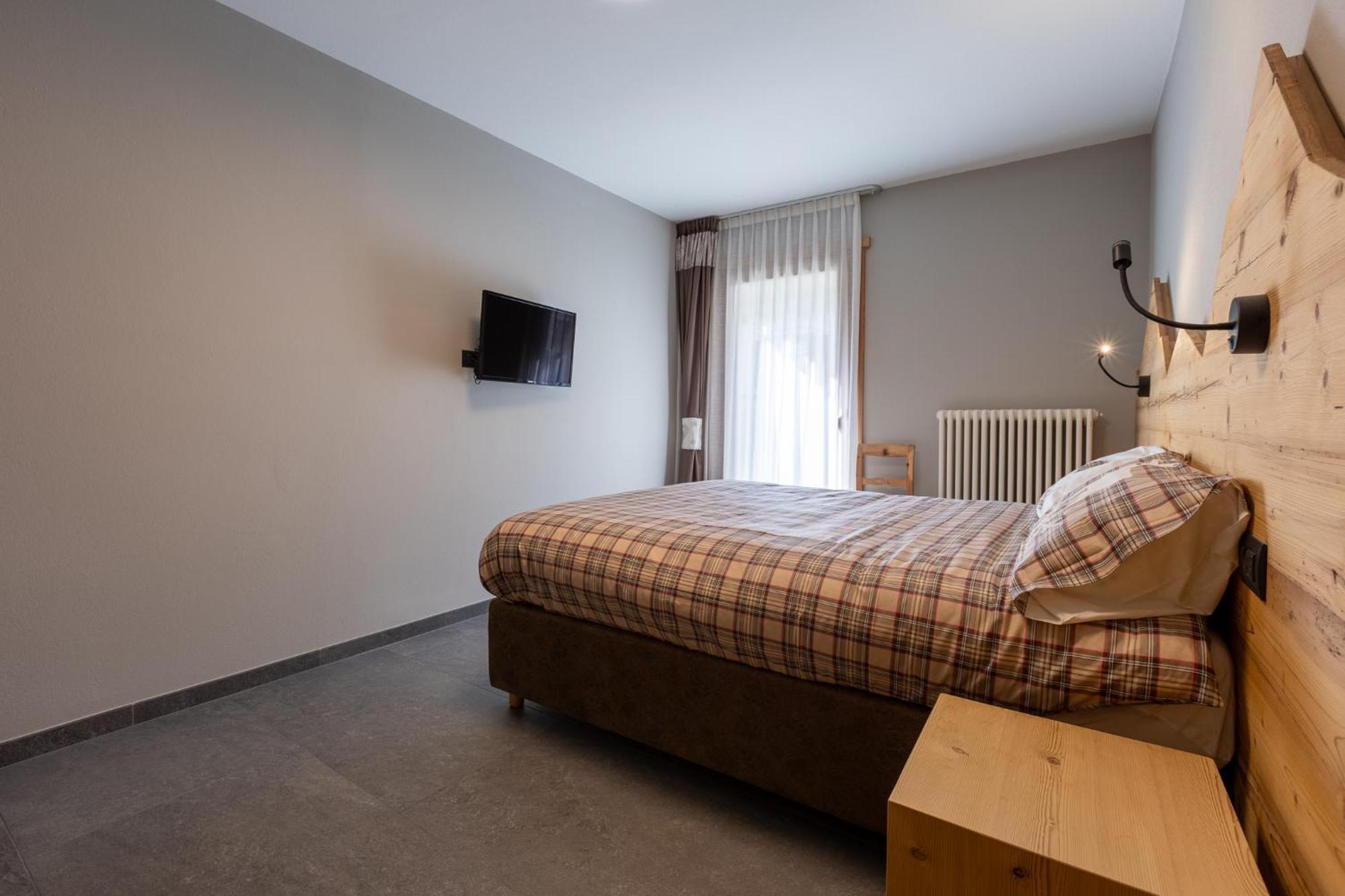 Bluebell Apartments Livigno Exterior photo
